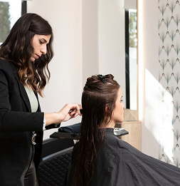 Up Styling – Senior Stylist